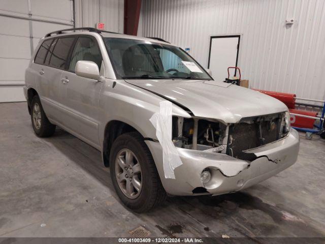  Salvage Toyota Highlander