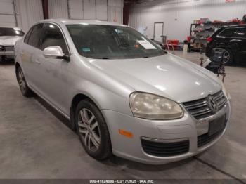  Salvage Volkswagen Jetta