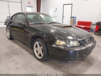  Salvage Ford Mustang