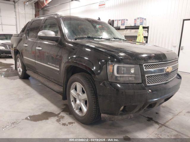  Salvage Chevrolet Avalanche