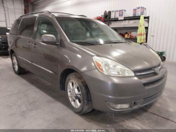  Salvage Toyota Sienna