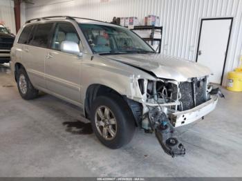  Salvage Toyota Highlander
