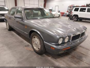  Salvage Jaguar Xj6
