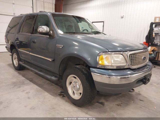  Salvage Ford Expedition