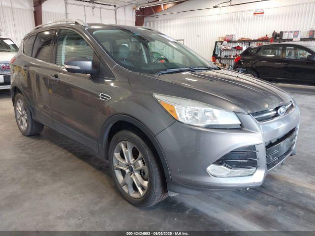  Salvage Ford Escape