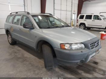  Salvage Volvo V70