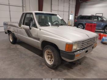  Salvage Toyota Pickup