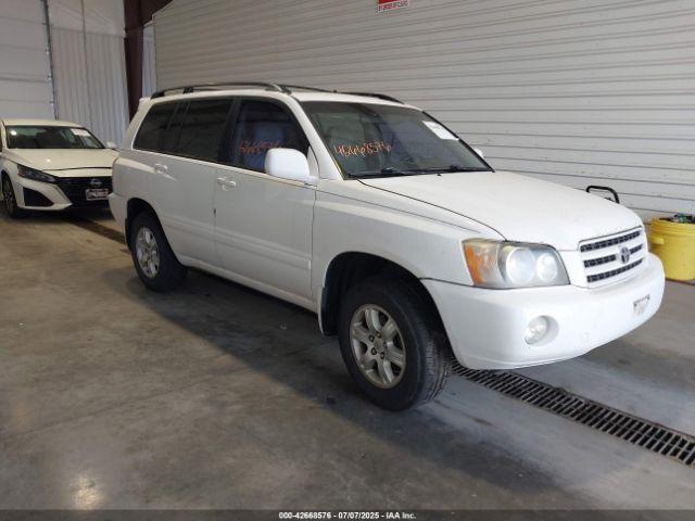  Salvage Toyota Highlander