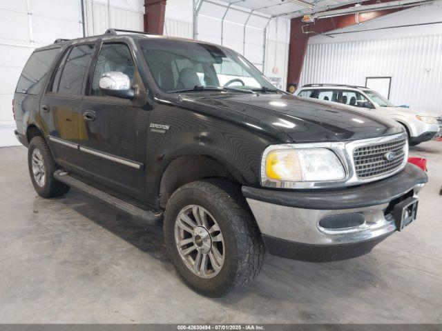  Salvage Ford Expedition