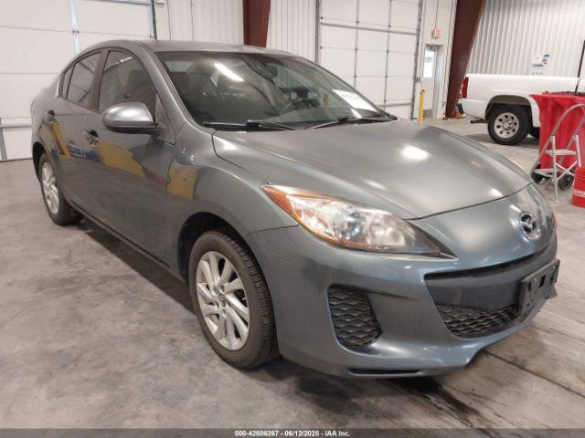  Salvage Mazda Mazda3
