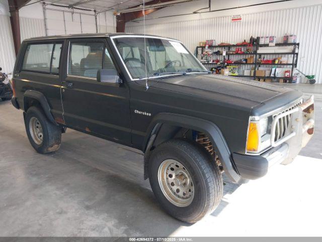  Salvage Jeep Cherokee
