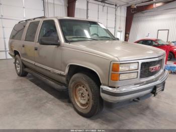  Salvage GMC Suburban 1500