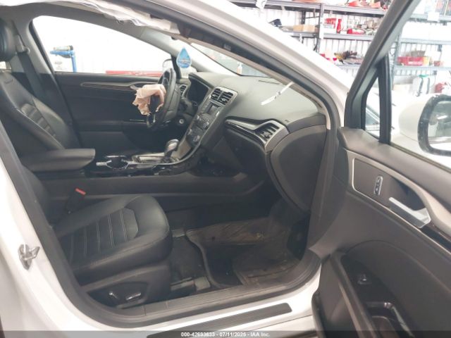 Ford Fusion Se Image 4