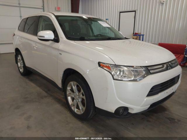  Salvage Mitsubishi Outlander