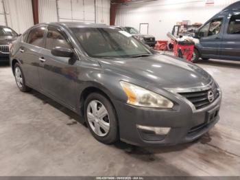  Salvage Nissan Altima