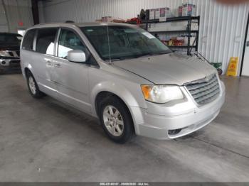  Salvage Chrysler Town & Country