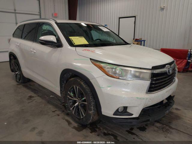  Salvage Toyota Highlander