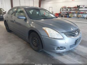  Salvage Nissan Altima