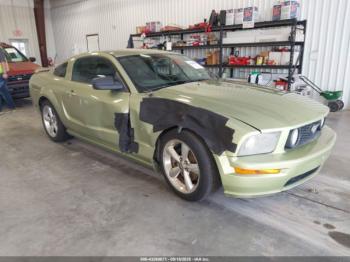  Salvage Ford Mustang