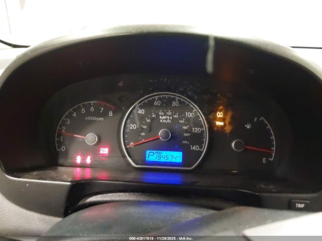 Hyundai ELANTRA Gls Image 11