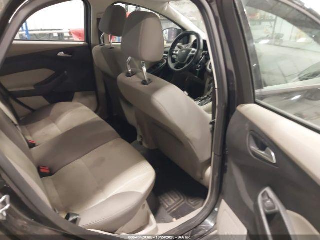 Ford Focus Se Image 7