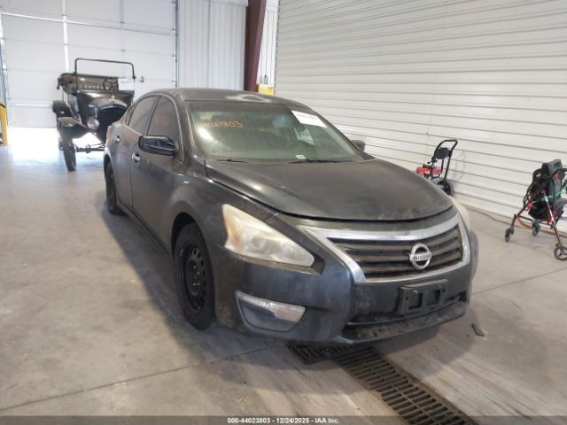 Nissan Altima Image 4