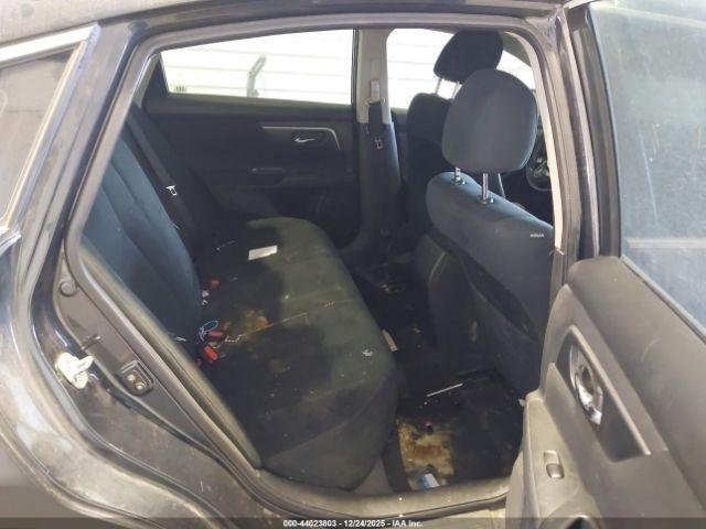 Nissan Altima Image 7