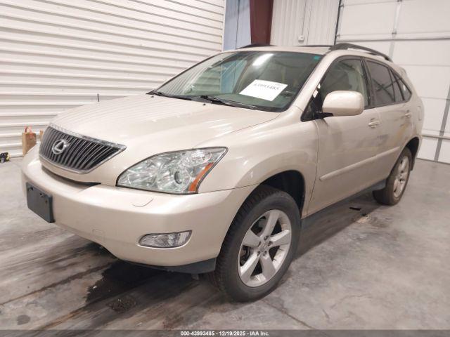 Lexus RX Image 4