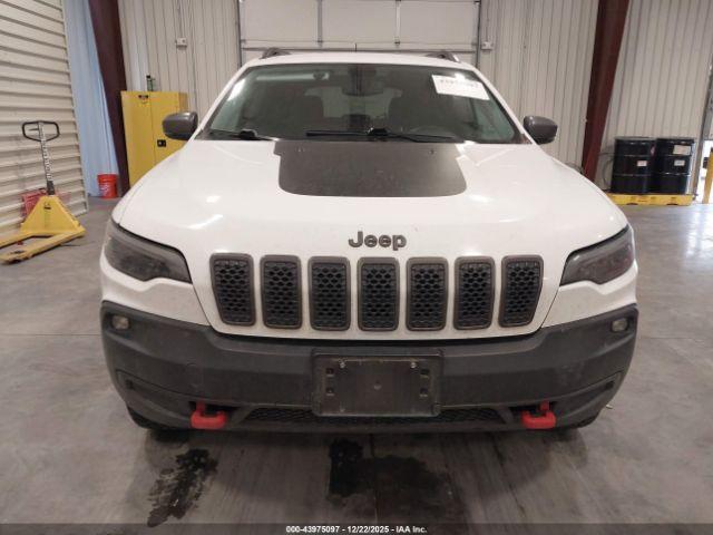 Jeep Cherokee Trailhawk 4x4 Image 14