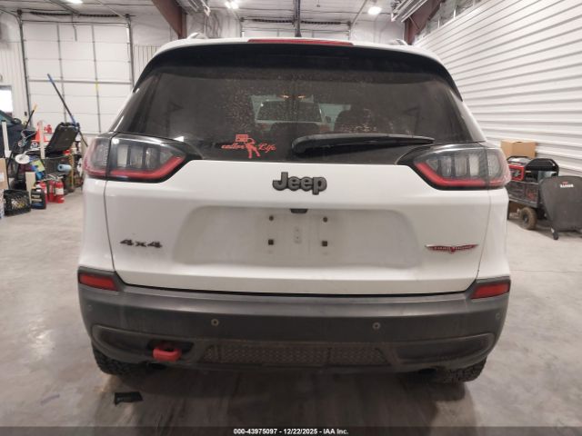 Jeep Cherokee Trailhawk 4x4 Image 15