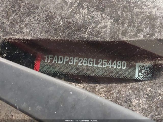 Ford Focus Se Image 8