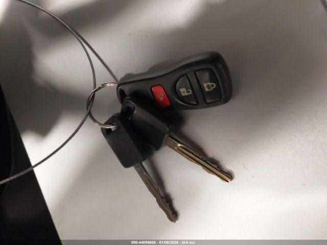 Nissan Versa 1.8s Image 9